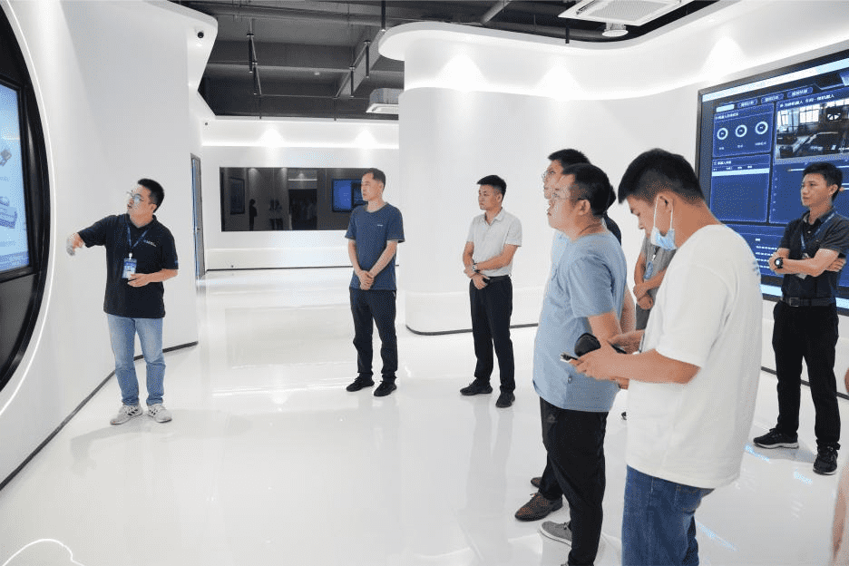 山东矿机集团股份有限公司领导一行莅临海峡智汇（images 2）